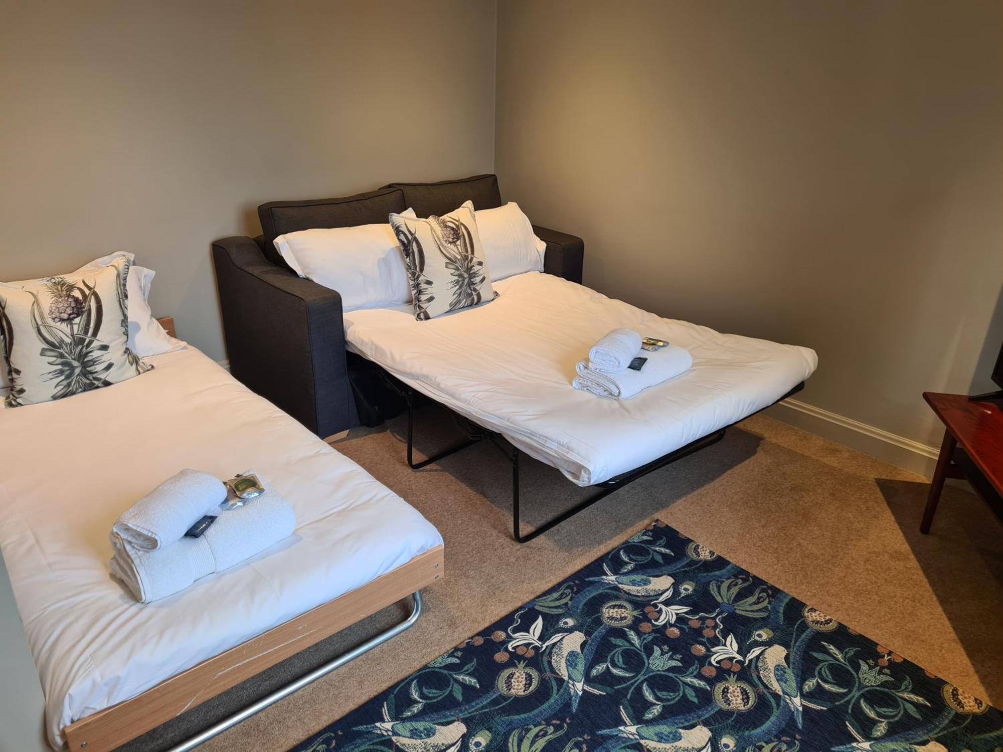 Priory Inn Τέτμπουρι Εξωτερικό φωτογραφία